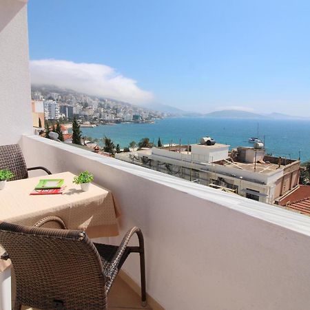 July Seaview Apartments Sarandë 外观 照片