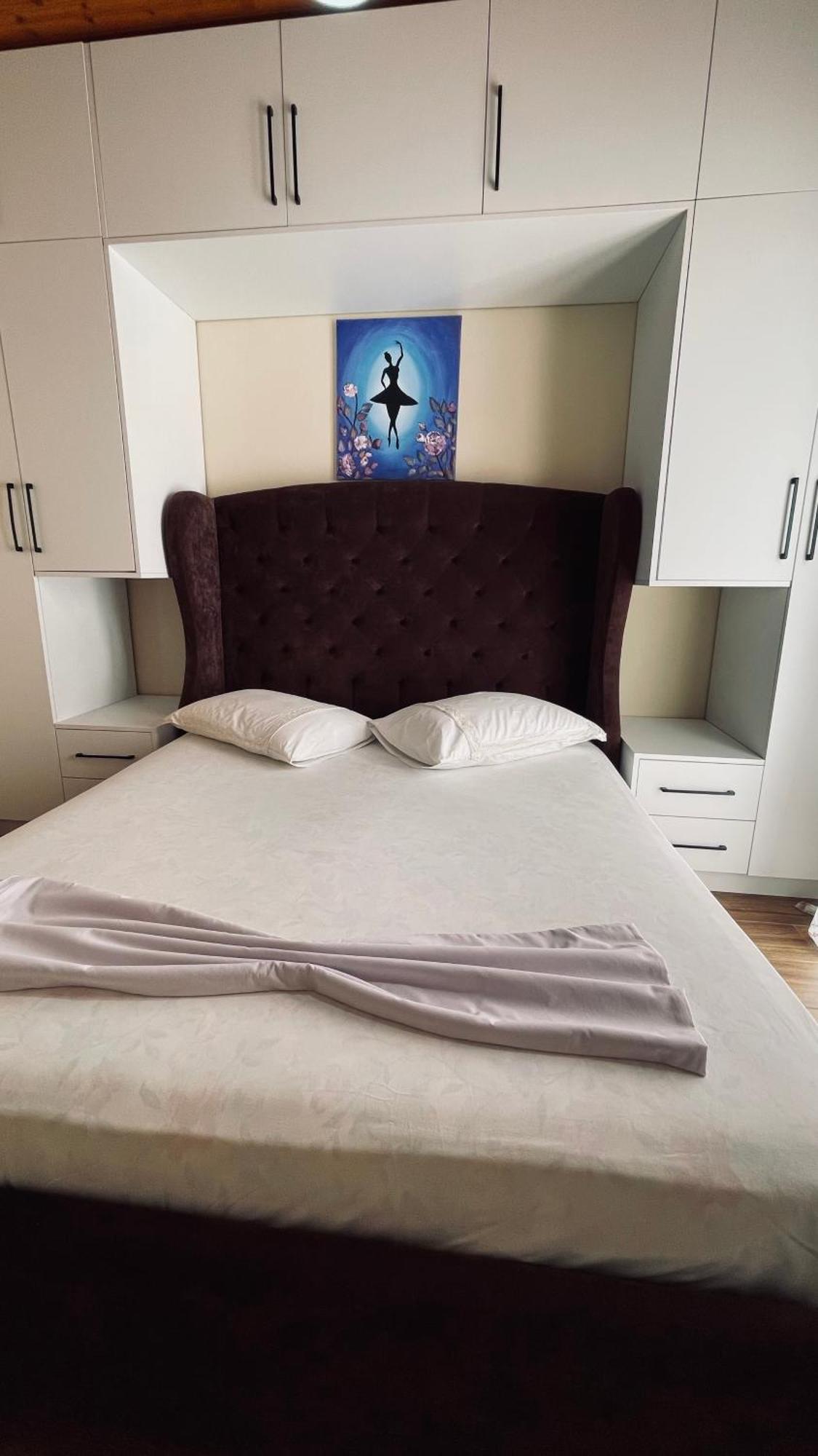 July Seaview Apartments Sarandë 外观 照片
