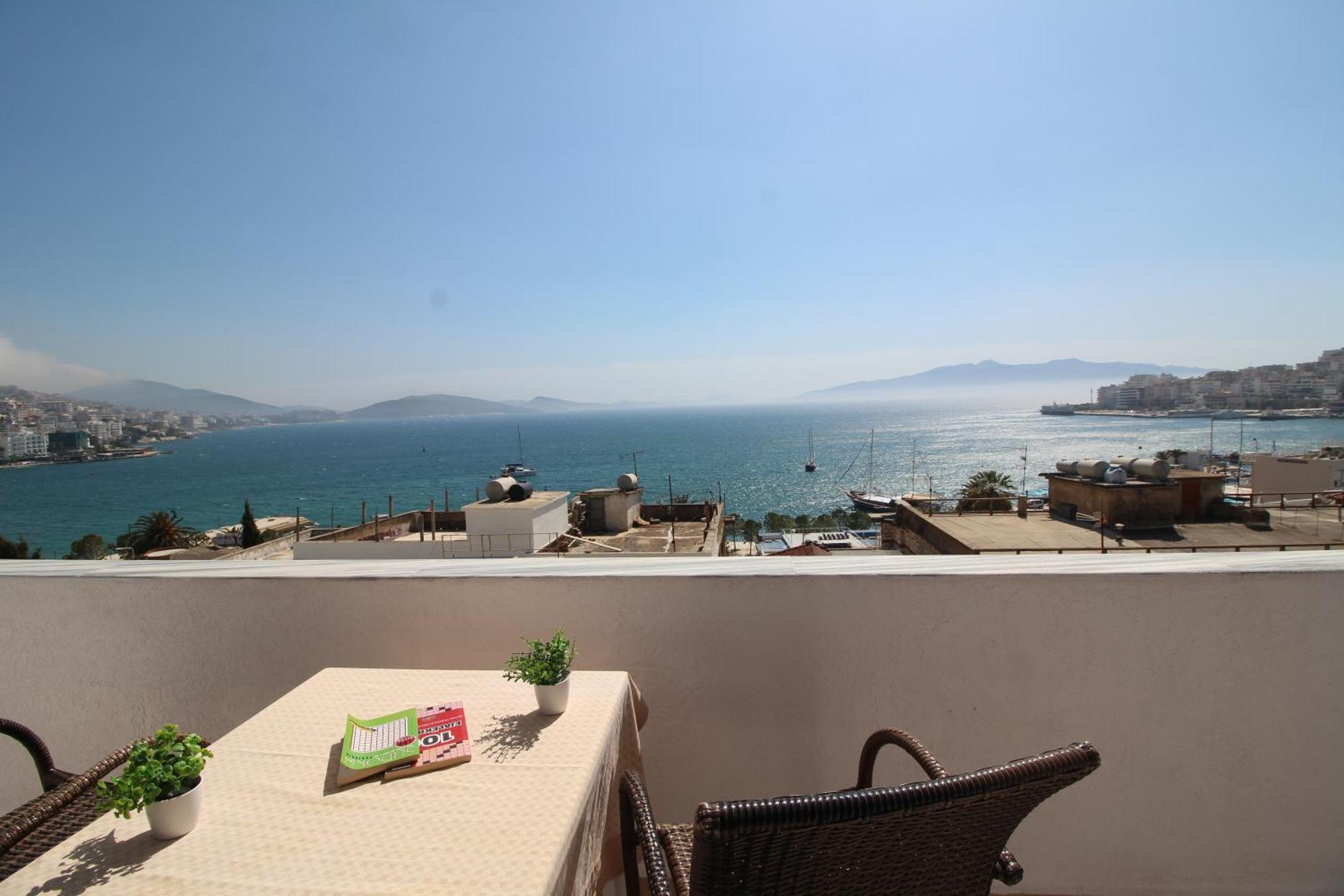 July Seaview Apartments Sarandë 外观 照片