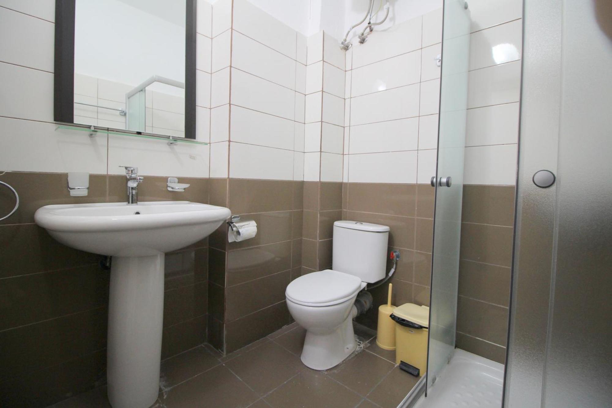 July Seaview Apartments Sarandë 外观 照片
