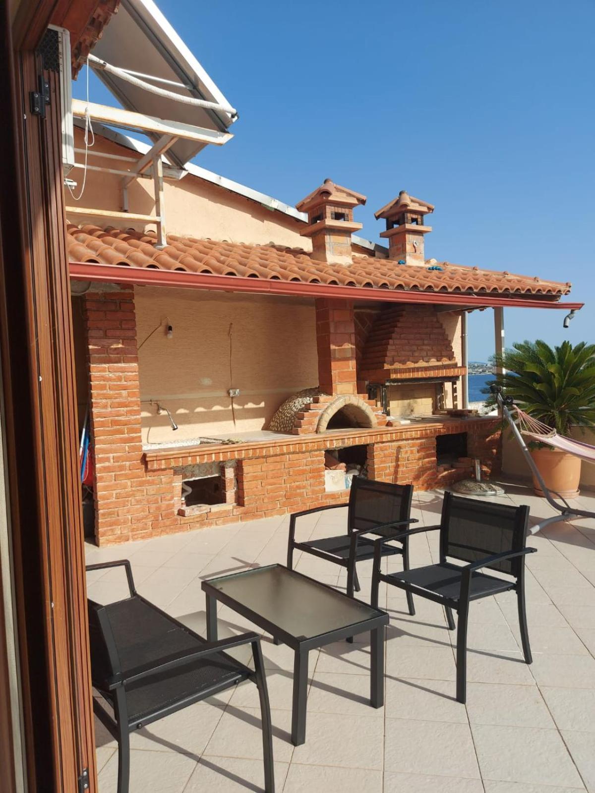 July Seaview Apartments Sarandë 外观 照片