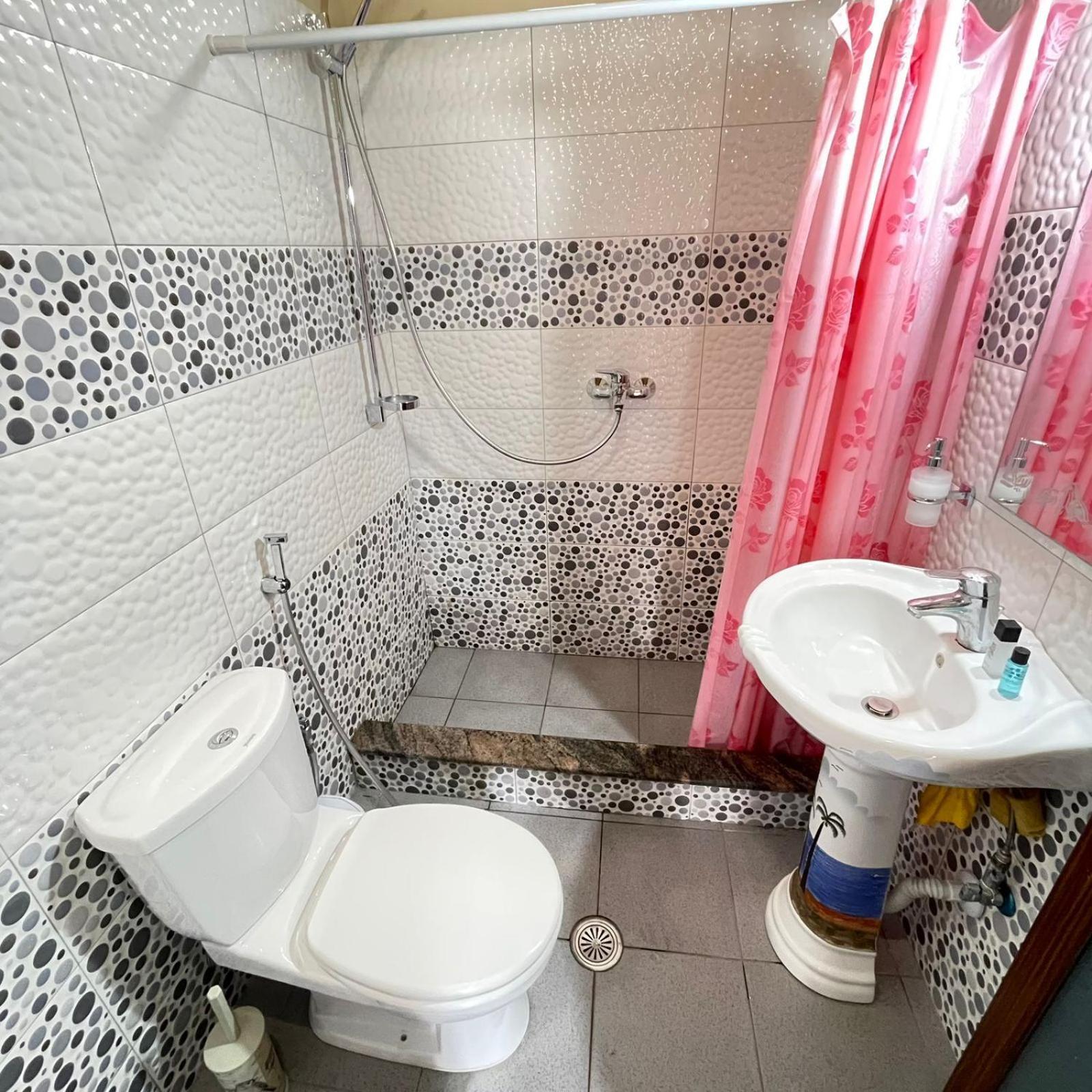 July Seaview Apartments Sarandë 外观 照片